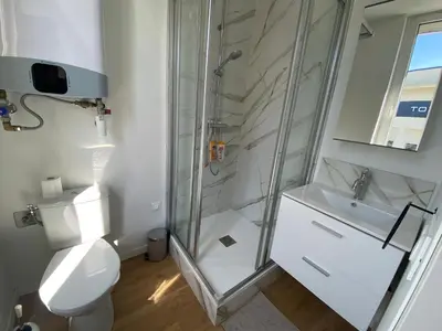 Salle de bains dans l'établissement Brown Cosy Loft Centre
